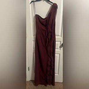 Stunning Vera Wang gown sz 12